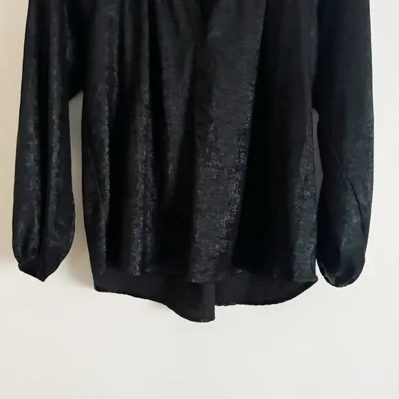 XIRENA Farrah Poplin Split Neck Top Shimmer Black Medium M - Picture 5 of 8